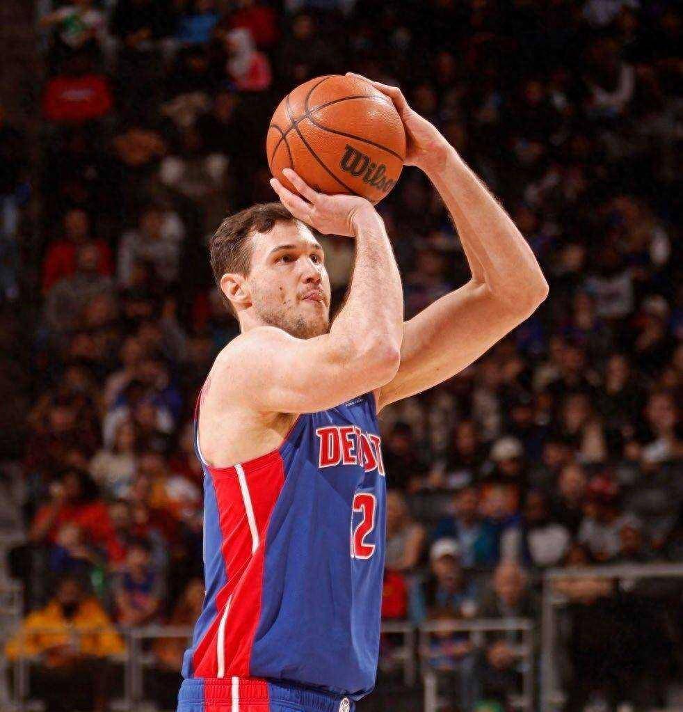 开云足球直播-菲律宾男篮横扫热火B队，加里纳利绝境逆转的简单介绍