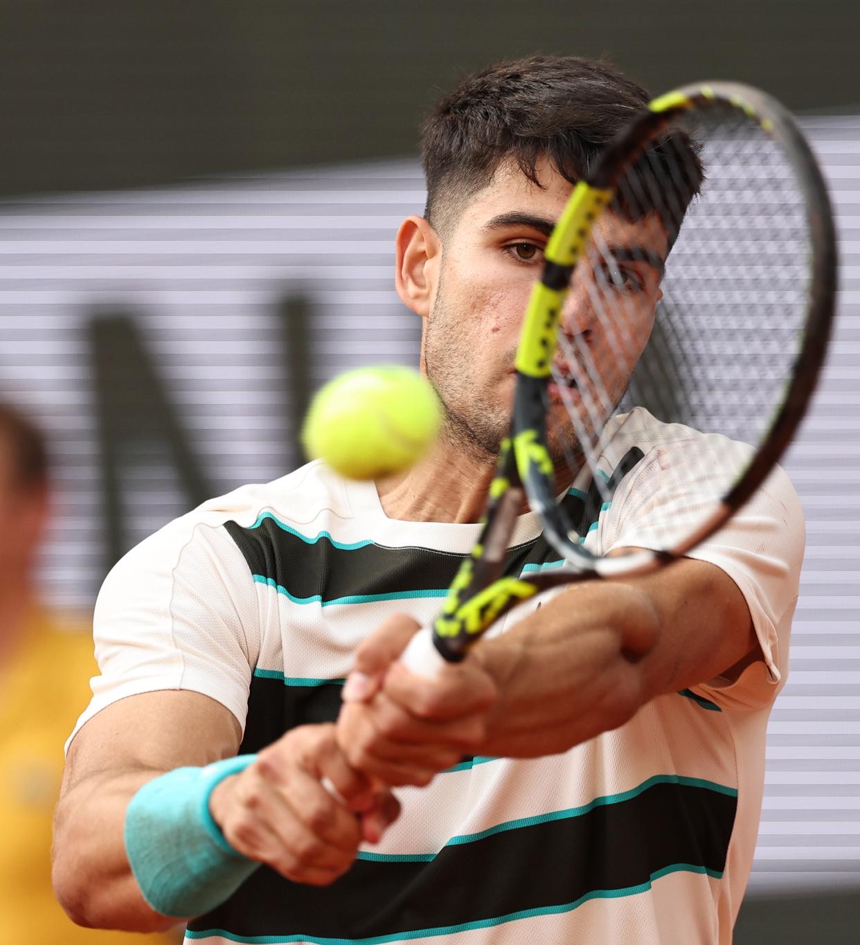 开云体育app-西班牙网球队逆转德国网球队，阿尔卡拉斯送出助攻的简单介绍