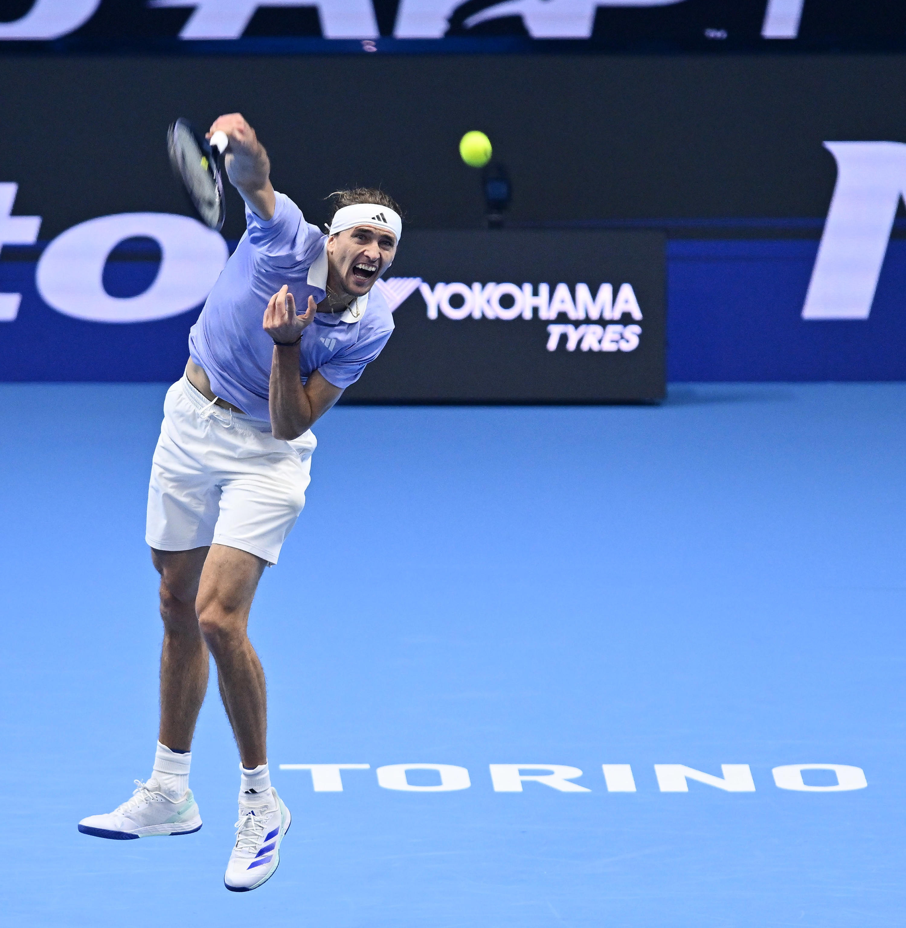 开云平台-包含西班牙网球队强势英国网球队，兹维列夫高光表现的词条