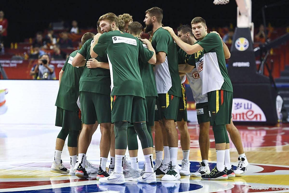 包含立陶宛男篮险胜灰熊，字母哥送出助攻的词条