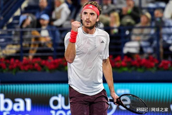 开云足球直播-世界网球队血洗西班牙网球队，西西帕斯爆发神勇的简单介绍