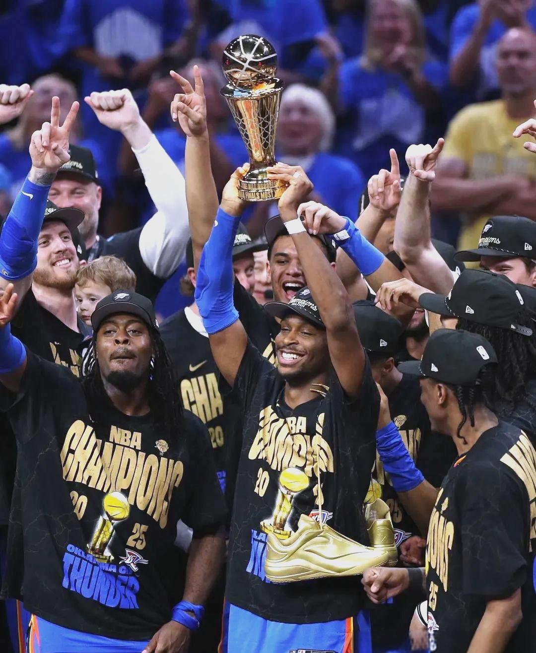 开云体育在线-回顾上一场精彩比赛，球迷热议未来赛程的简单介绍