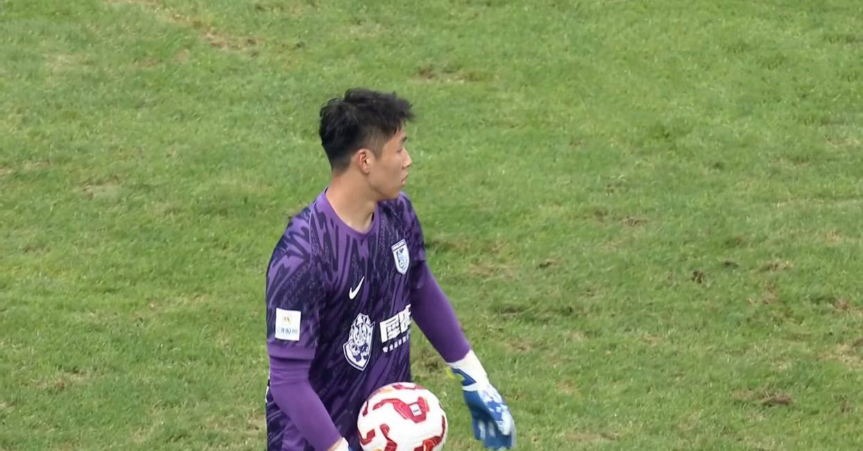 开云平台-包含东北甲级联赛全面拉开战幕，球队士气高涨的词条