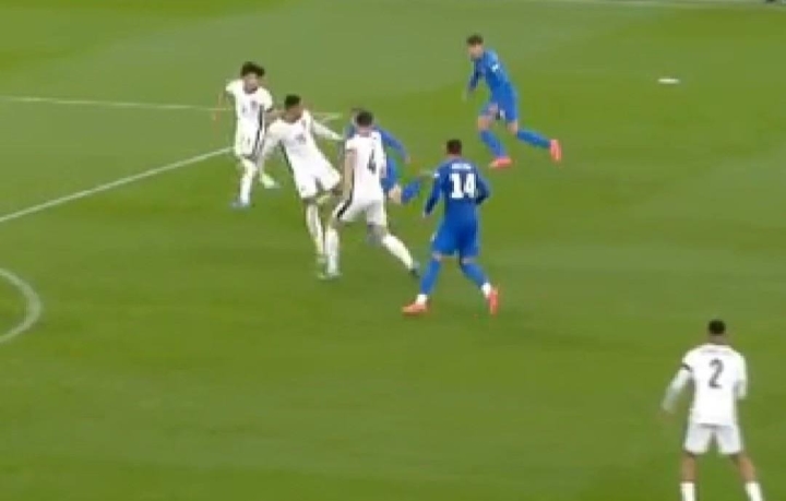 开云体育入口-包含激情四射！法国足坛的胜负之战的词条