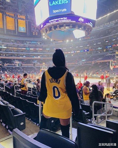 开云下载-风起云涌：法国足球盛宴中的热火对决