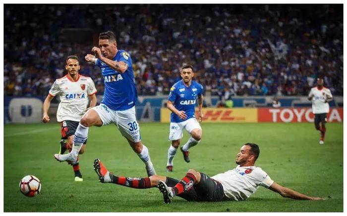 关于瓦伦西亚客场被逆转，战绩堪忧的信息