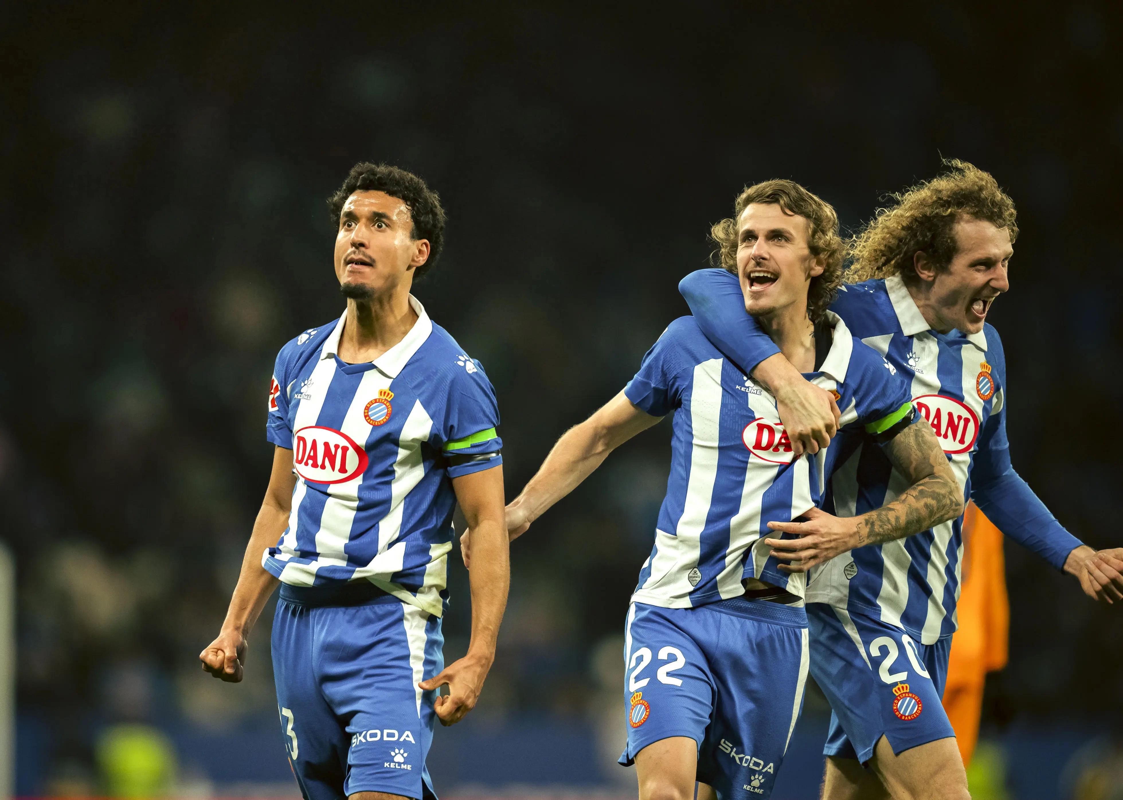 开云体育中国-西班牙双雄表现不佳，晋级形势堪忧的简单介绍