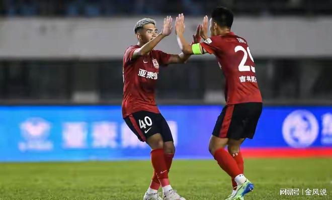 包含青岛中能客场失利，遭遇长春亚泰逆转的词条