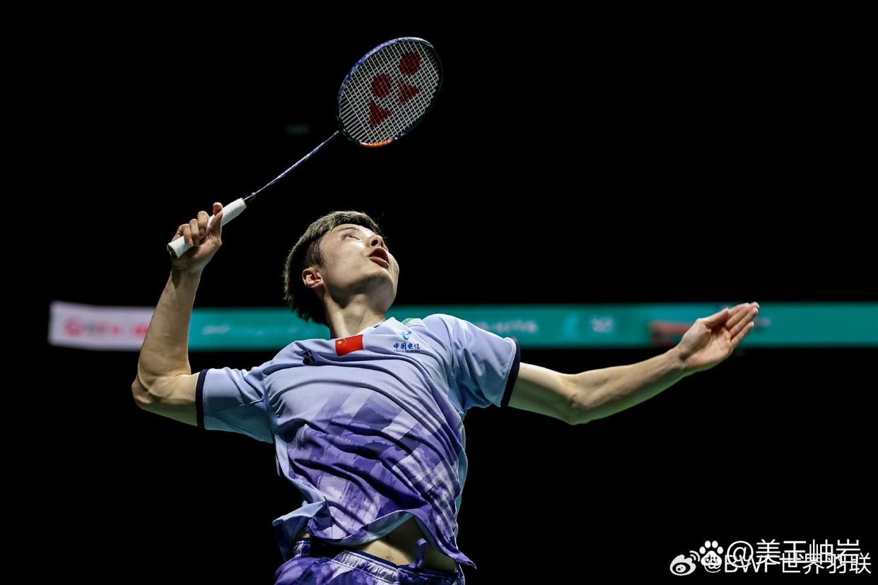 包含马来西亚羽毛球队险胜丹麦羽毛球队，林丹爆发神勇的词条