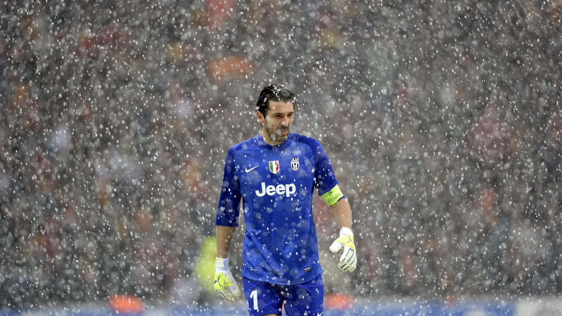 巴黎新王加冕，孙兴慜节奏魔法击碎曼城卫冕梦